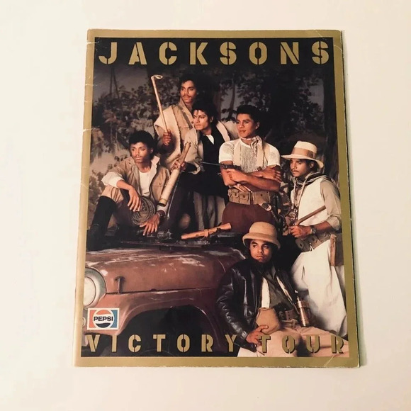 Vtg The Jacksons Victory Tour USA Pepsi Sponsor  Program Book - Picture 1 of 16